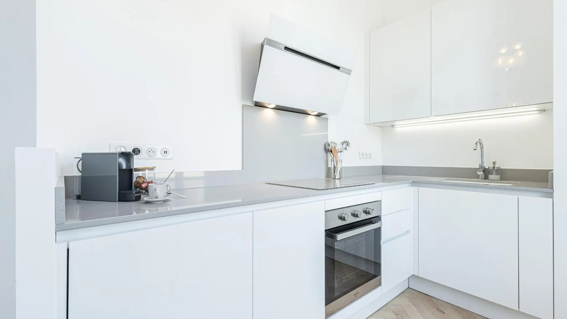 4 France - Magnifique 2P - Carre D Or - Clim Apartment Nice